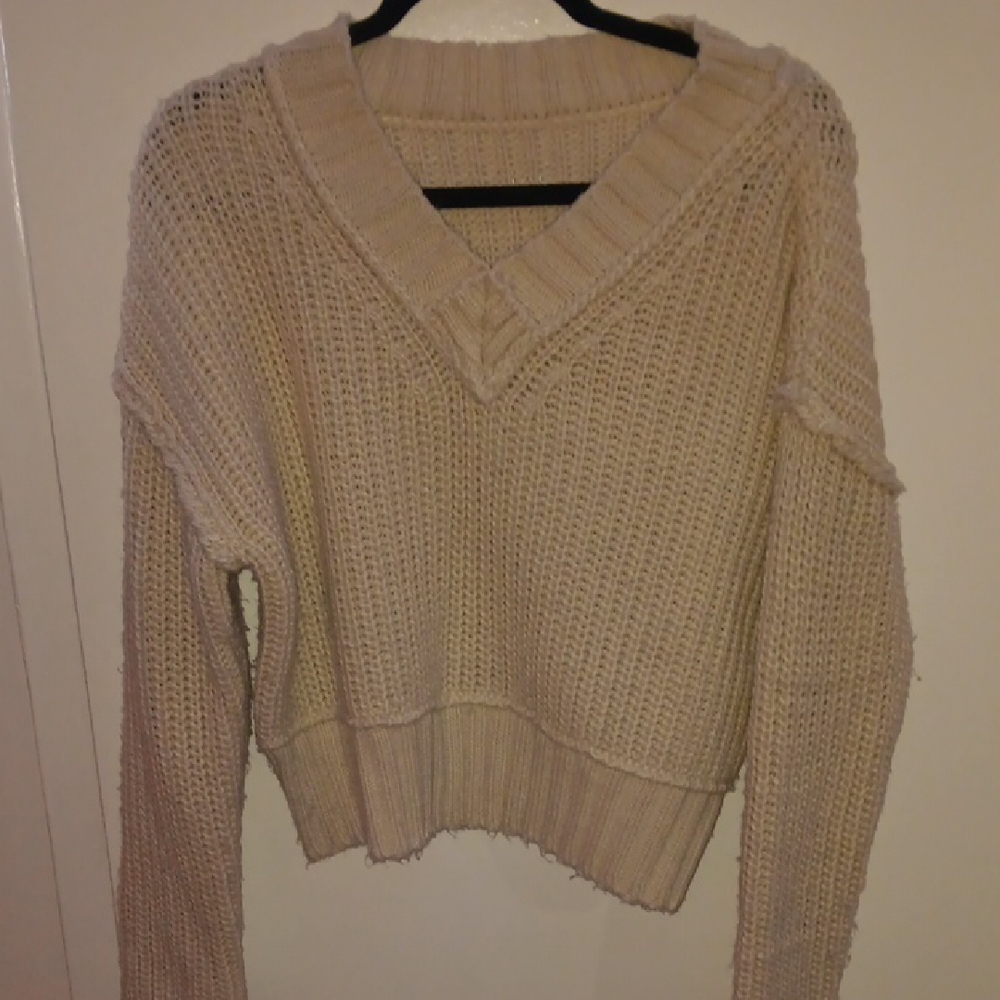 Elegant Beige V-Neck Sweater